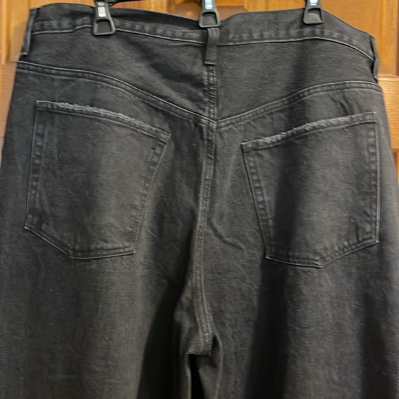 NWT Old Navy Extra High Rise Baggy Wide Leg Jeans Size 18 Black - Picture 4 of 8